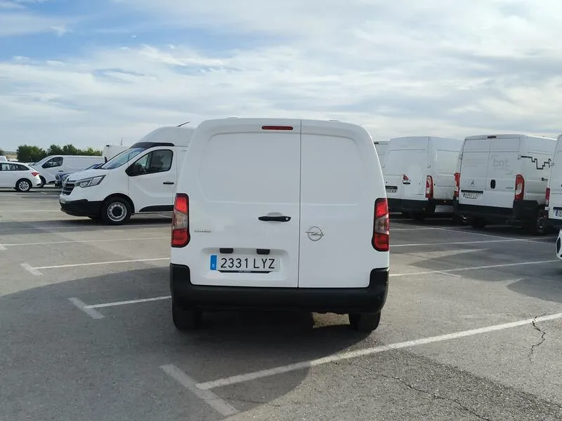 Opel Combo 1.5TD Select - foto 5