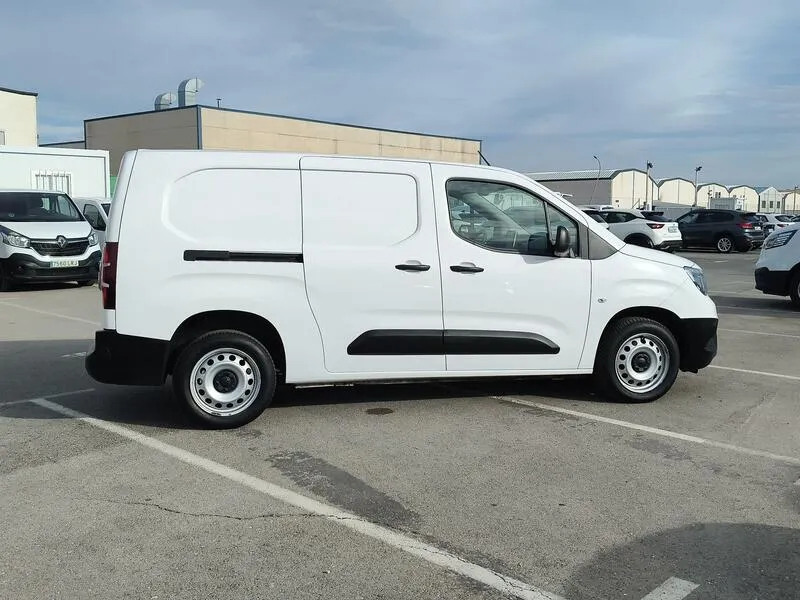 Opel Combo 1.5TD Select - foto 7