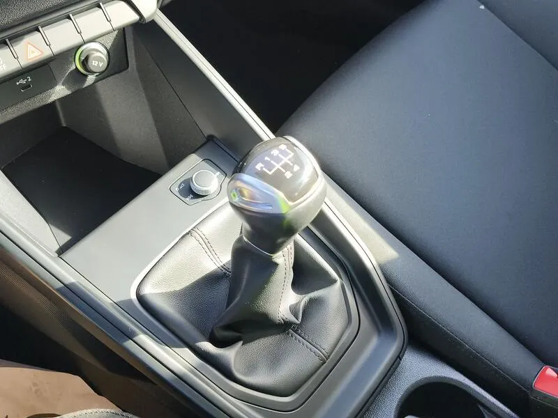 Audi A1 Sportback Advanced 25 TFSI - foto 13