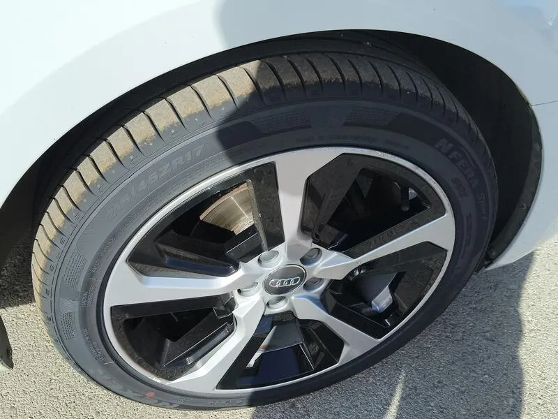 Audi A1 Sportback Advanced 25 TFSI - foto 40