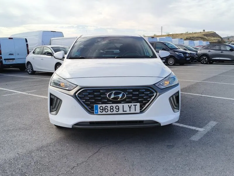 Hyundai Ioniq 1.6 GDI HEV Klass DCT - foto 9
