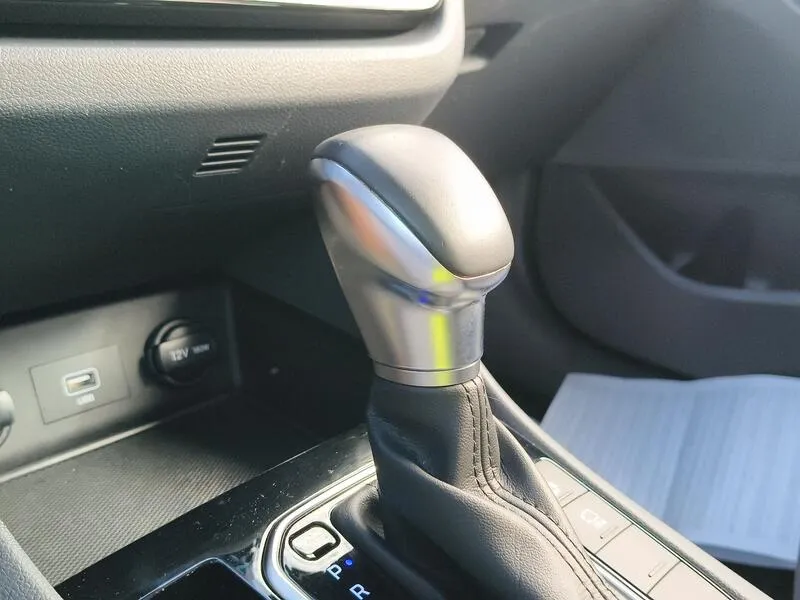 Hyundai Ioniq 1.6 GDI HEV Klass DCT - foto 14