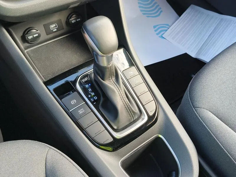 Hyundai Ioniq 1.6 GDI HEV Klass DCT - foto 13