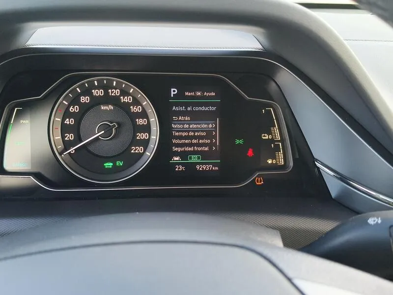 Hyundai Ioniq 1.6 GDI HEV Klass DCT - foto 18