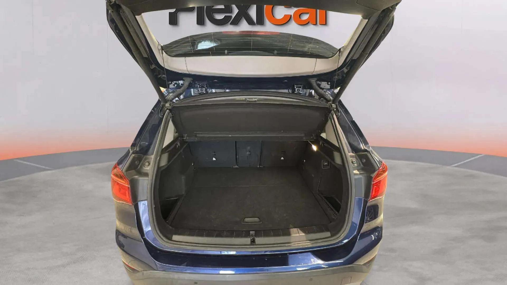 BMW X1 sDrive18d - foto 8