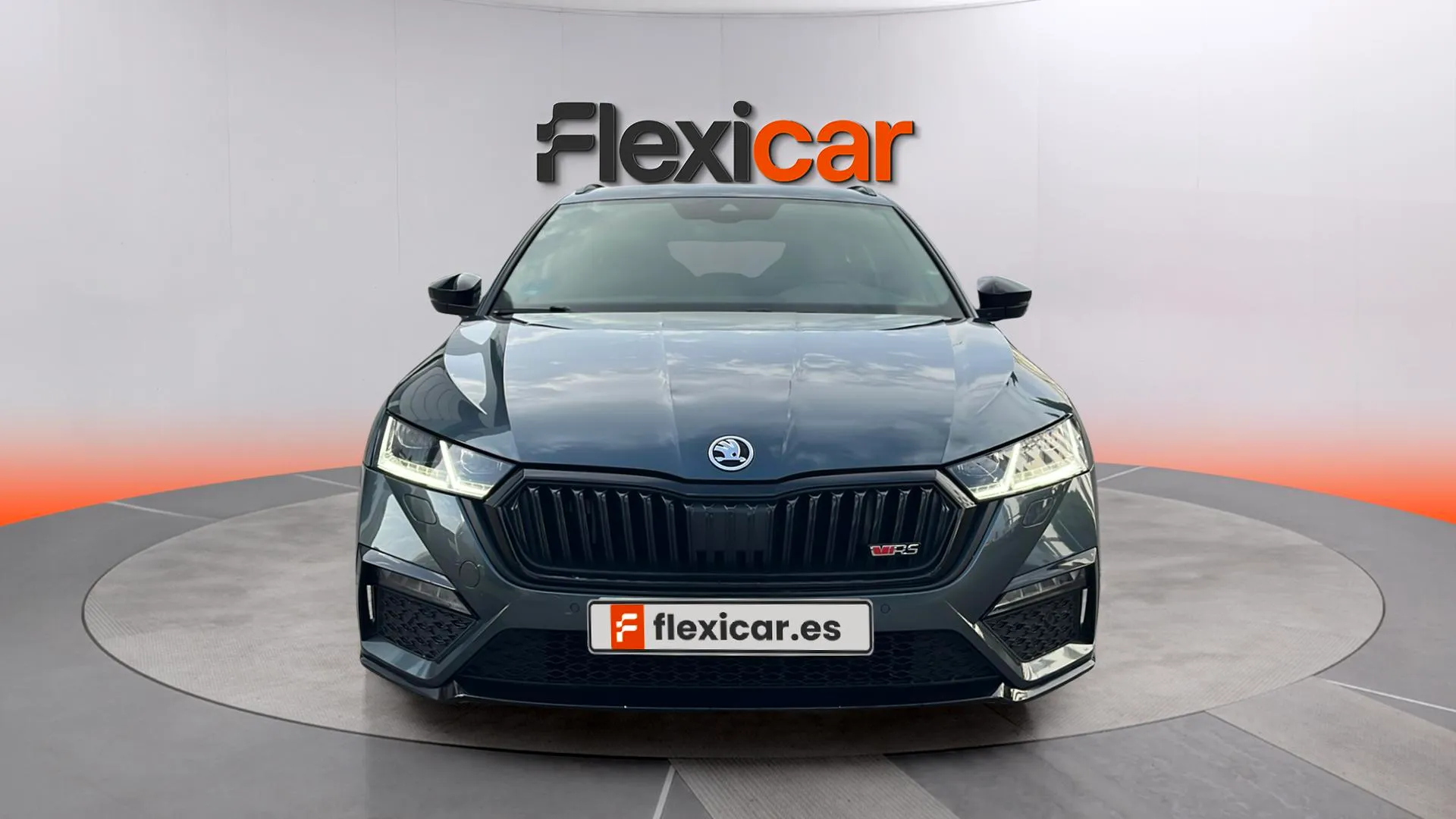 Škoda Octavia Combi 2.0 TDI DSG RS - foto 2