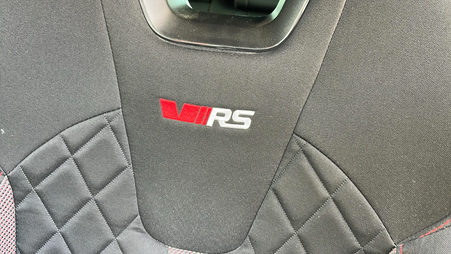 Škoda Octavia Combi 2.0 TDI DSG RS - foto 22