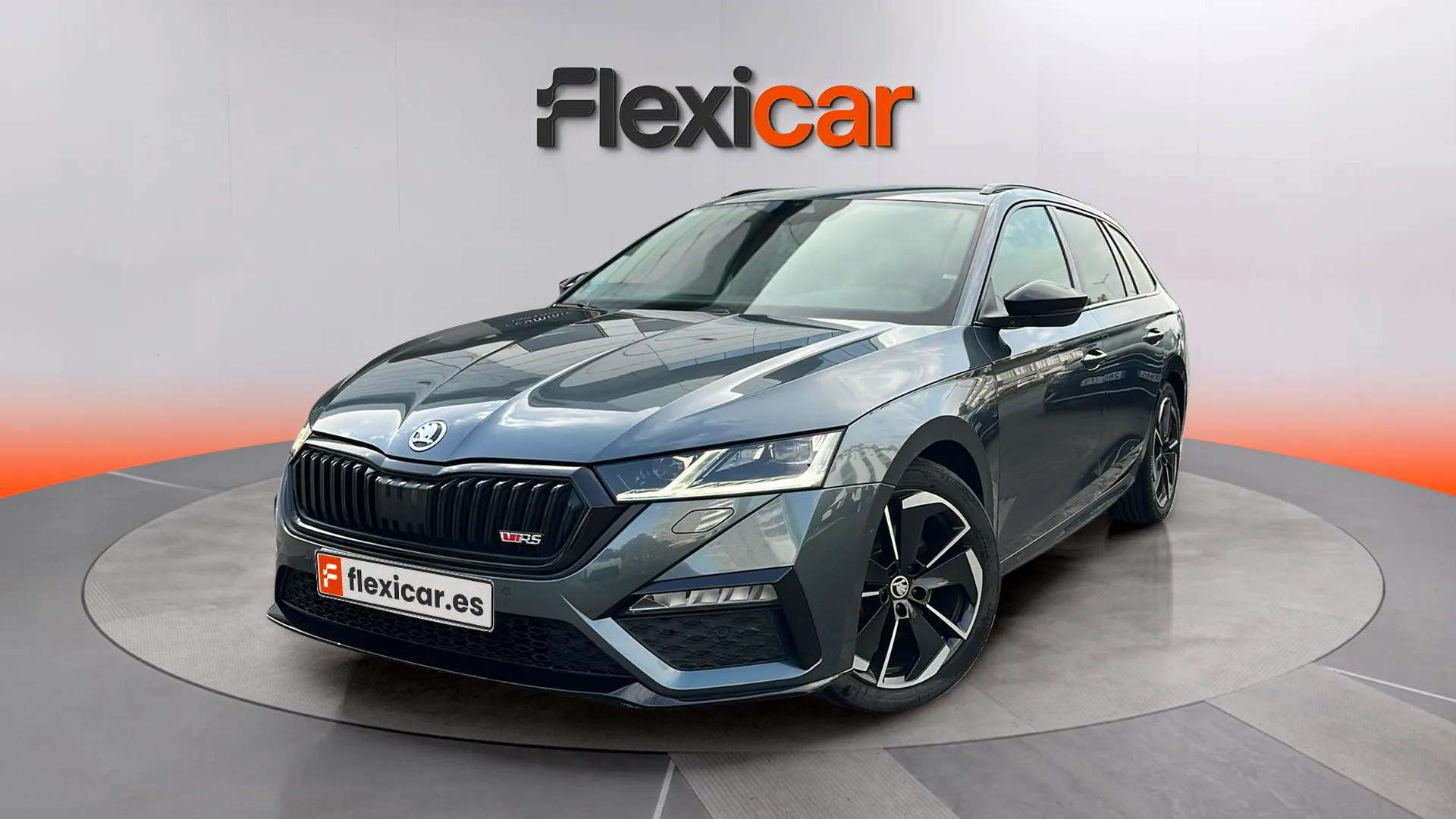 Škoda Octavia Combi 2.0 TDI DSG RS - foto 3