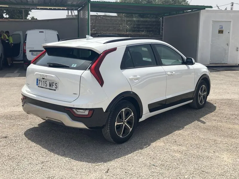 Kia Niro Hybrid Drive 1.6 - foto 6