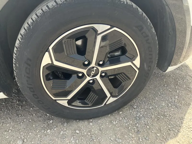 Kia Niro Hybrid Drive 1.6 - foto 11