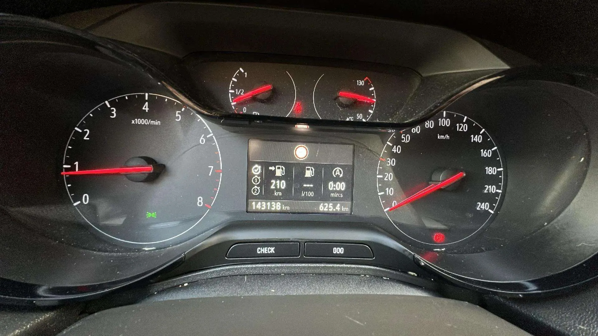 Opel Grandland 1.5 CDTi Design Tech - foto 14