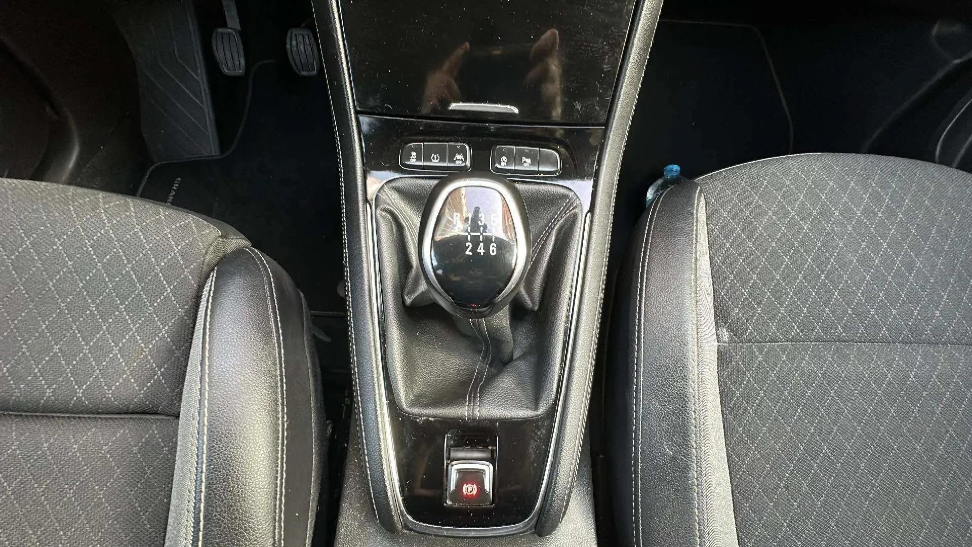 Opel Grandland 1.5 CDTi Design Tech - foto 12