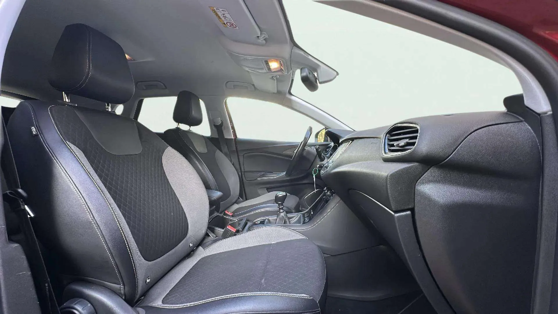 Opel Grandland 1.5 CDTi Design Tech - foto 16