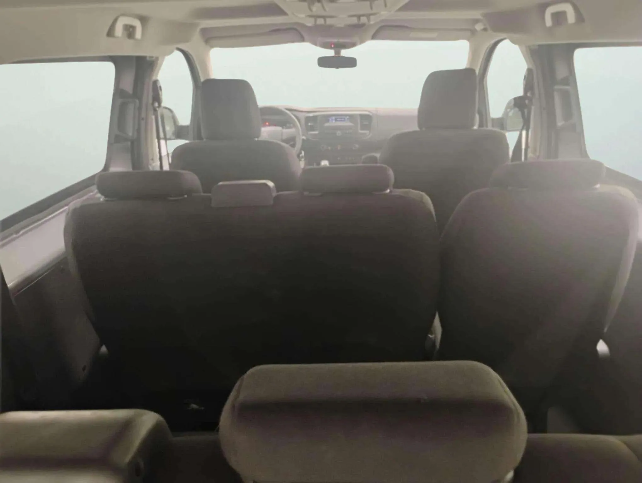 Peugeot Expert Puegeot Expert 1.5 8 plazas - foto 12