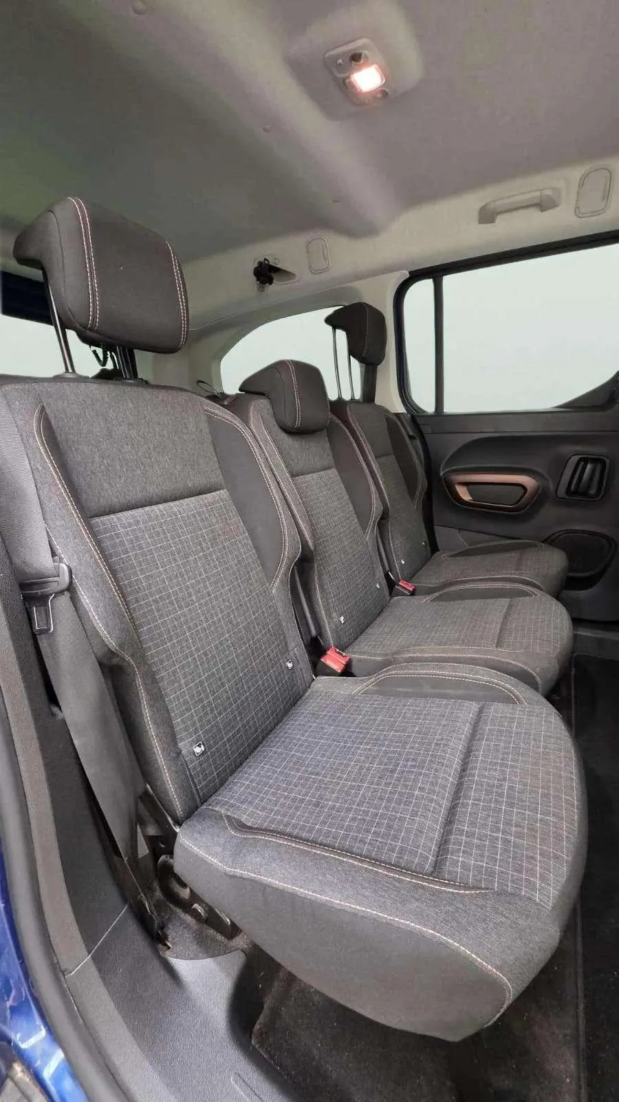 Peugeot Rifter GT Long BlueHDi 7 plazas - foto 21