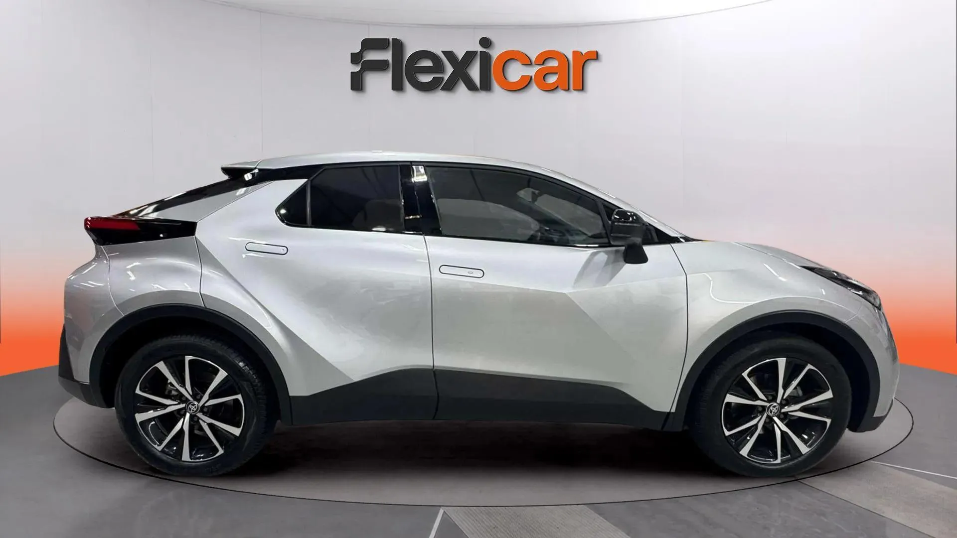 Toyota C-HR 1.8 140H Advance - foto 8