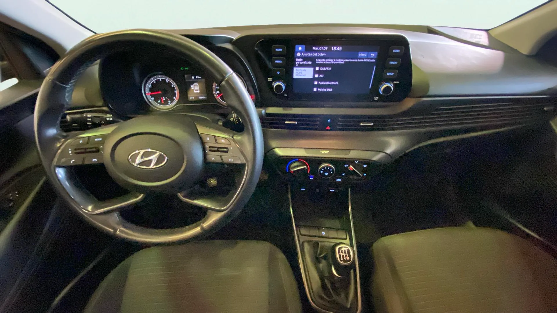 Hyundai i20 1.2 MPI SLX - foto 17