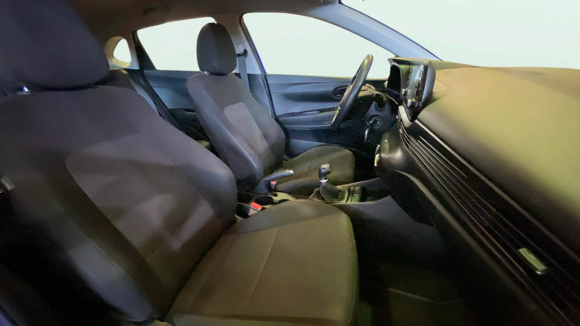 Hyundai i20 1.2 MPI SLX - foto 12