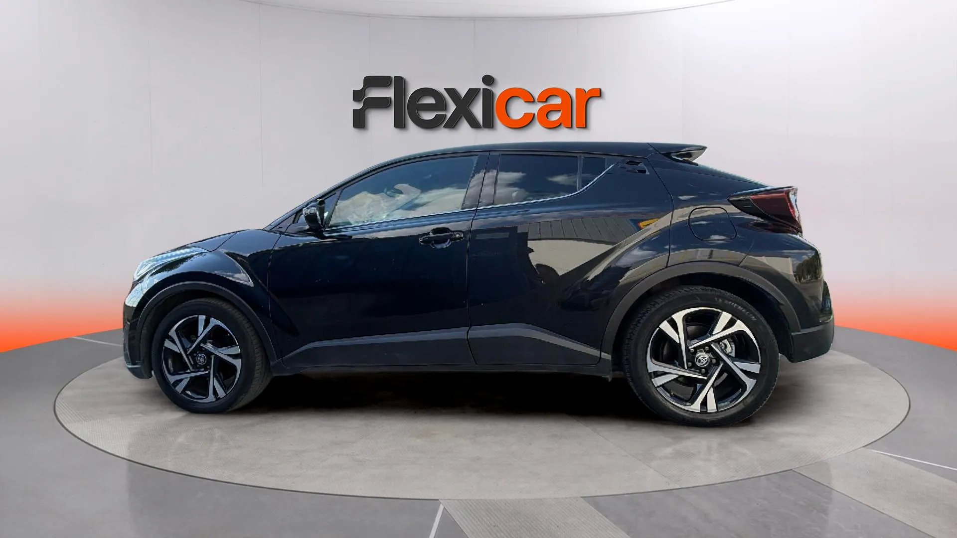 Toyota C-HR 2.0 180H Advance - foto 8