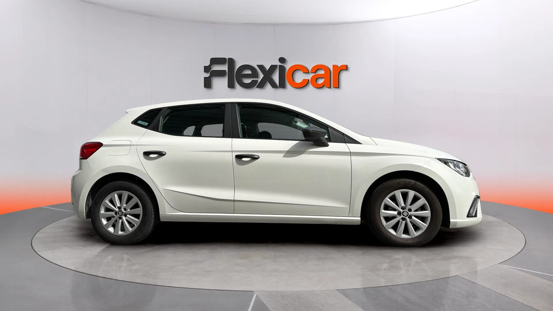 SEAT Ibiza 1.0 MPI Style Full Connect - foto 8