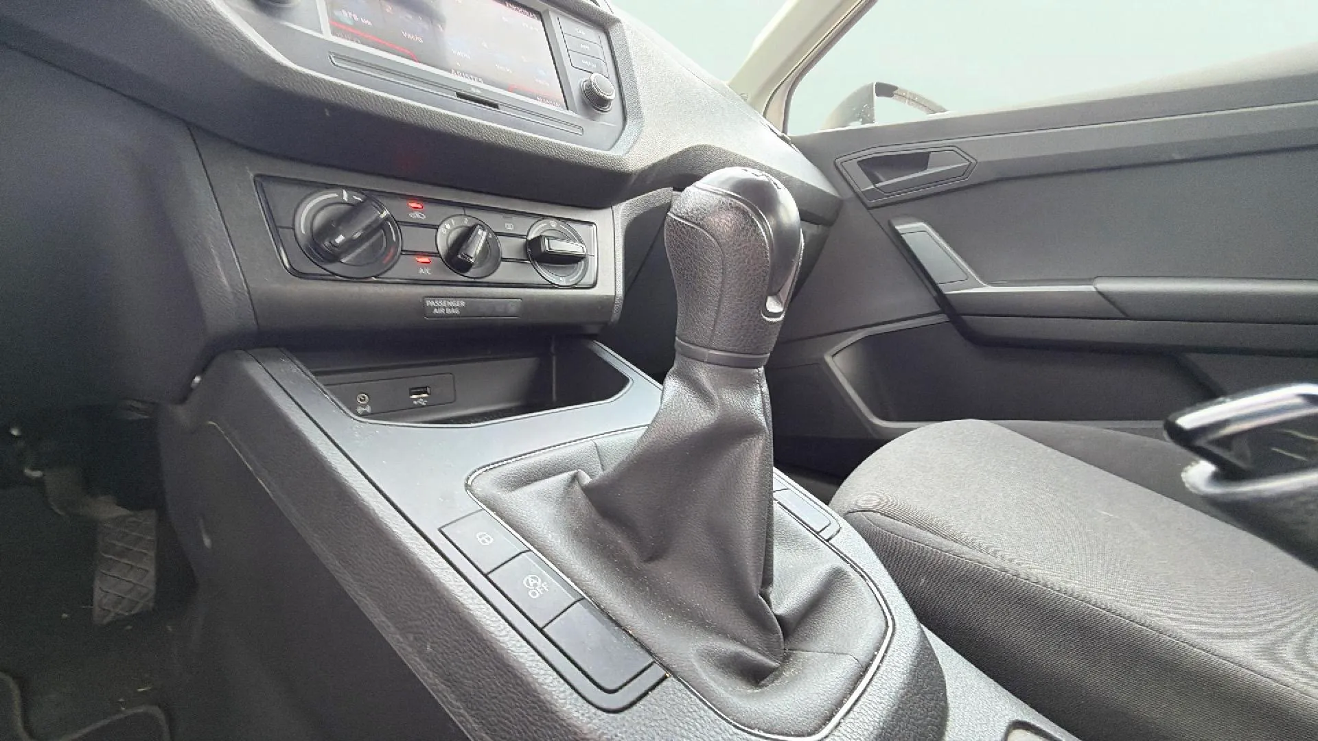 SEAT Ibiza 1.0 MPI Style Full Connect - foto 23