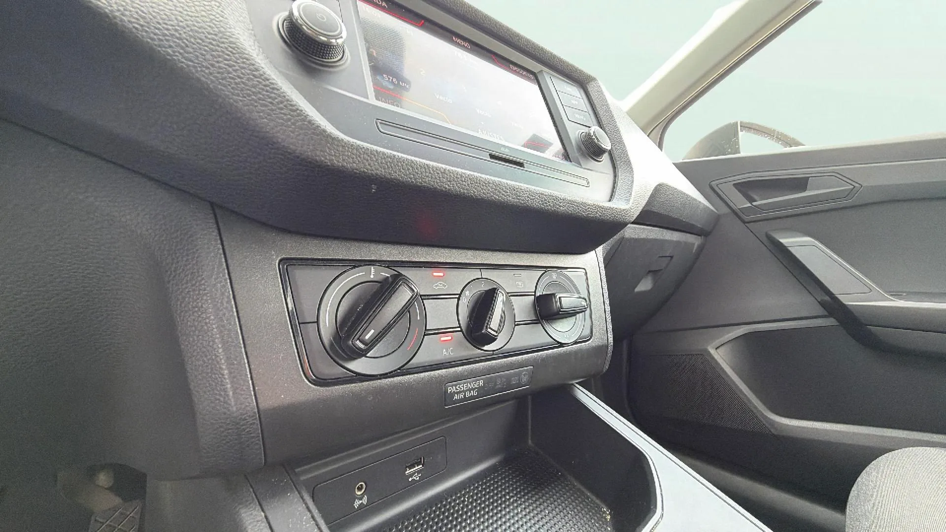 SEAT Ibiza 1.0 MPI Style Full Connect - foto 29