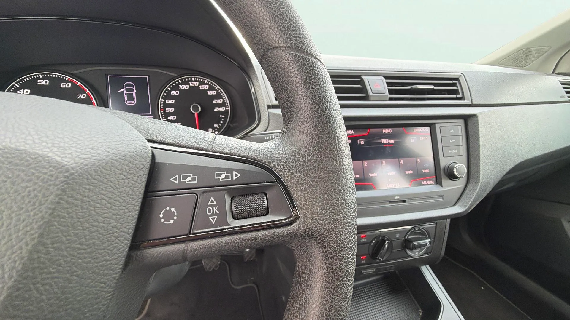 SEAT Ibiza 1.0 MPI Style Full Connect - foto 17