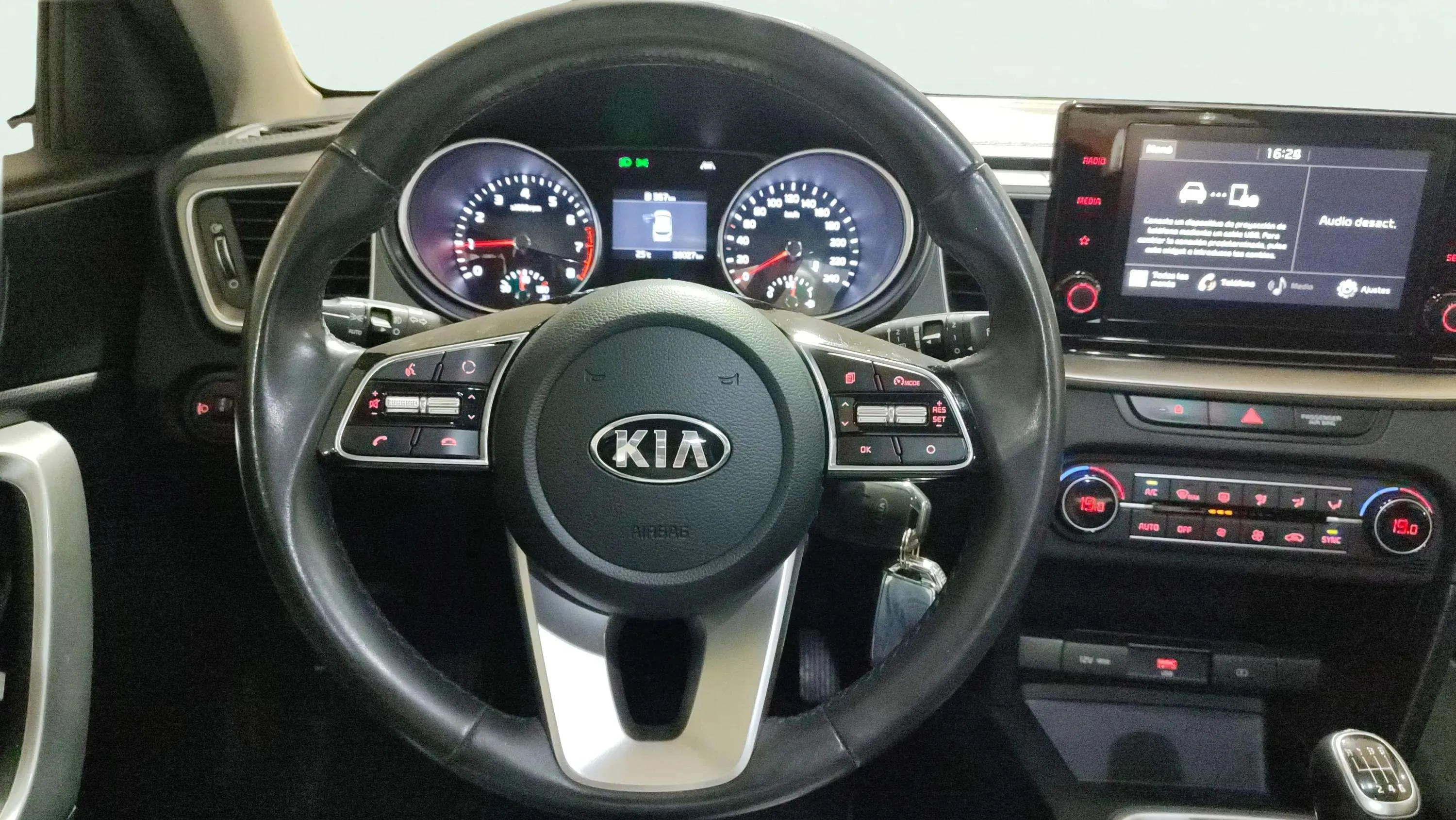 Kia Ceed 1.0 T-GDi Concept - foto 8