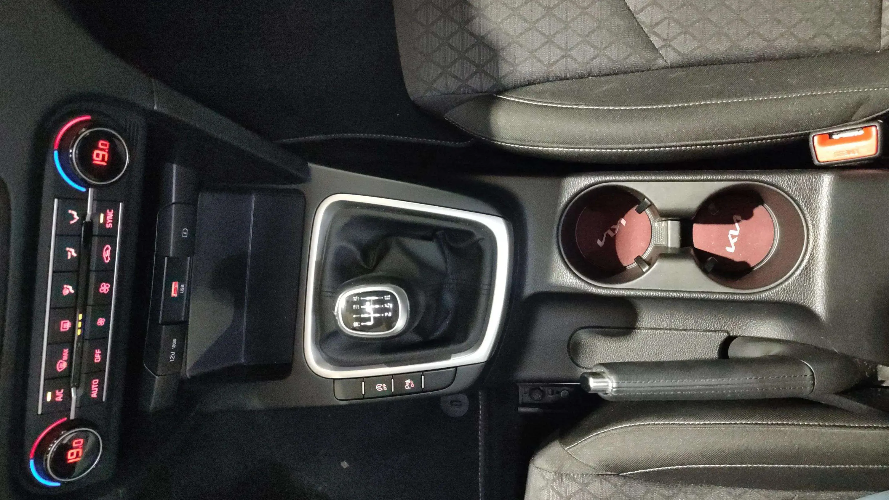 Kia Ceed 1.0 T-GDi Concept - foto 18