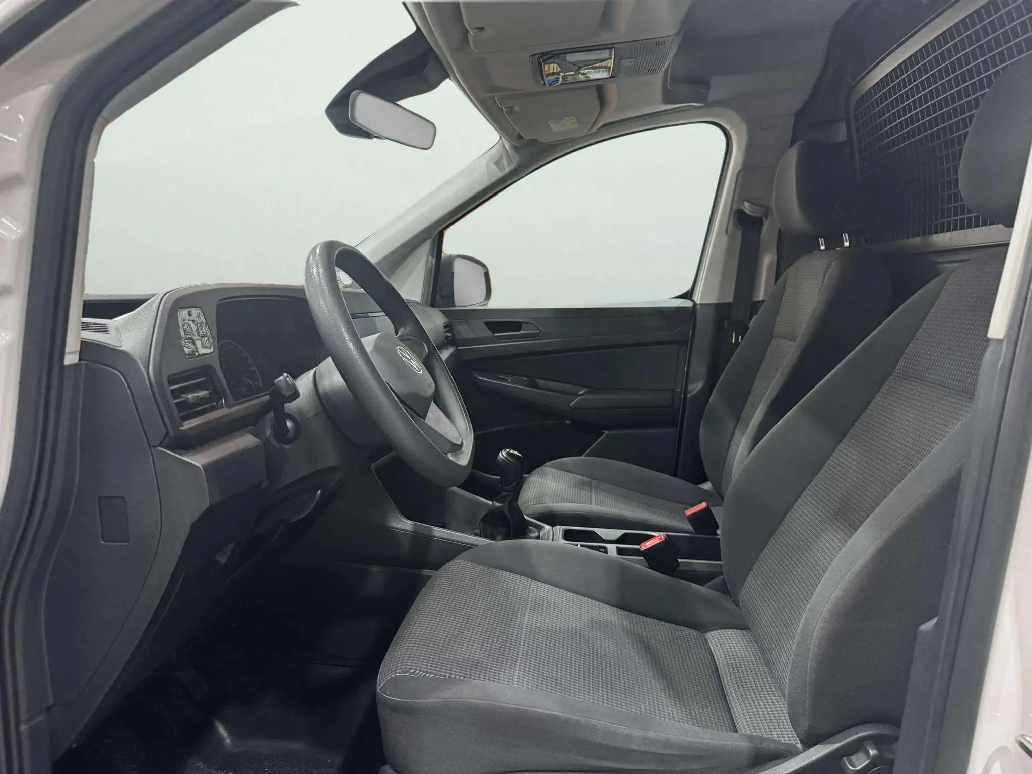Volkswagen Caddy Cargo 2.0 TDI - foto 19