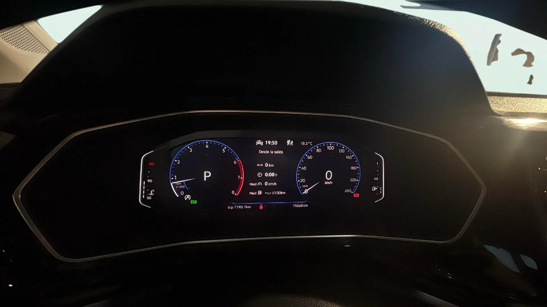 Volkswagen T-Cross Sport 1.5 TSI DSG - foto 10