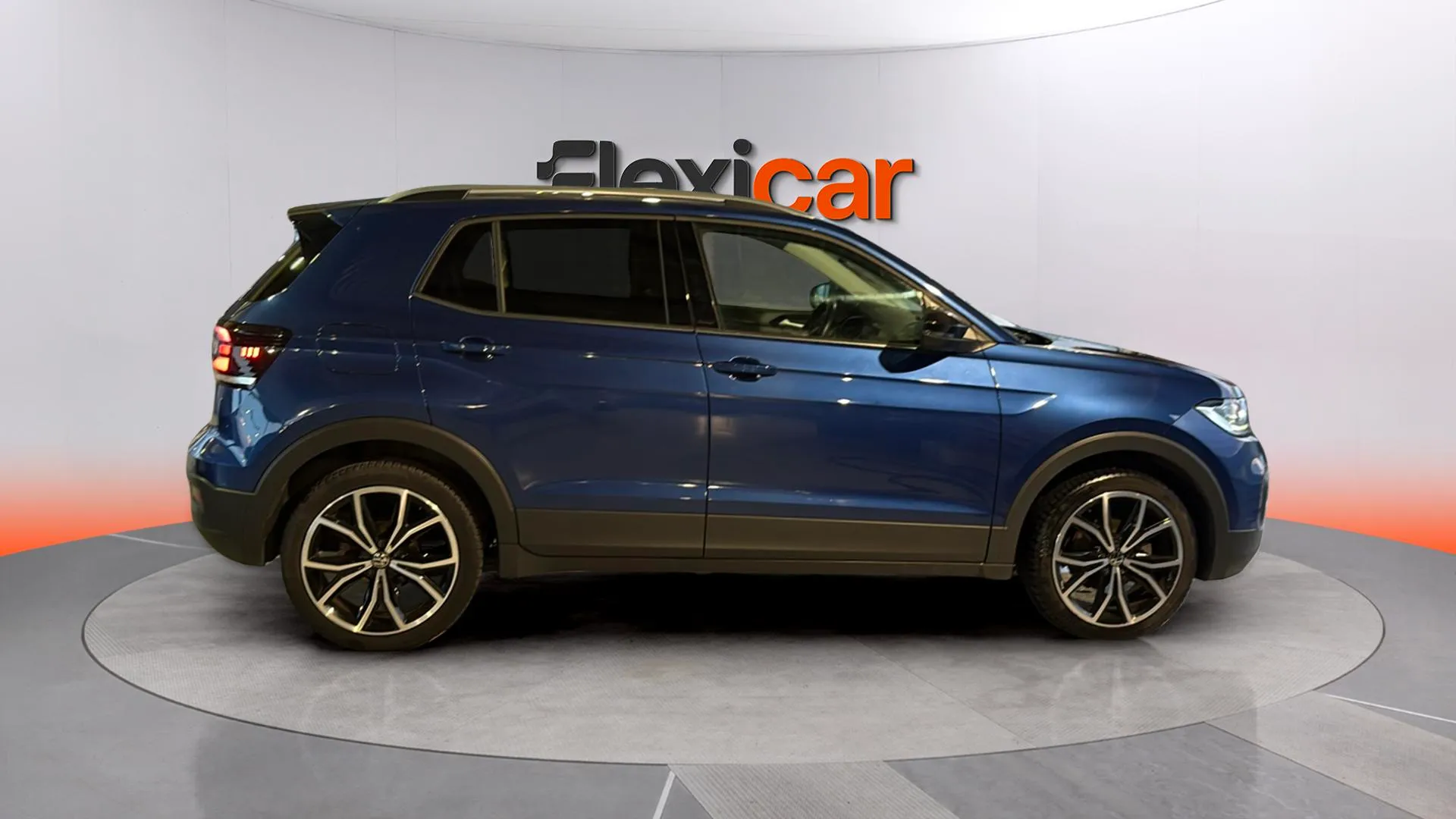 Volkswagen T-Cross Sport 1.5 TSI DSG - foto 8