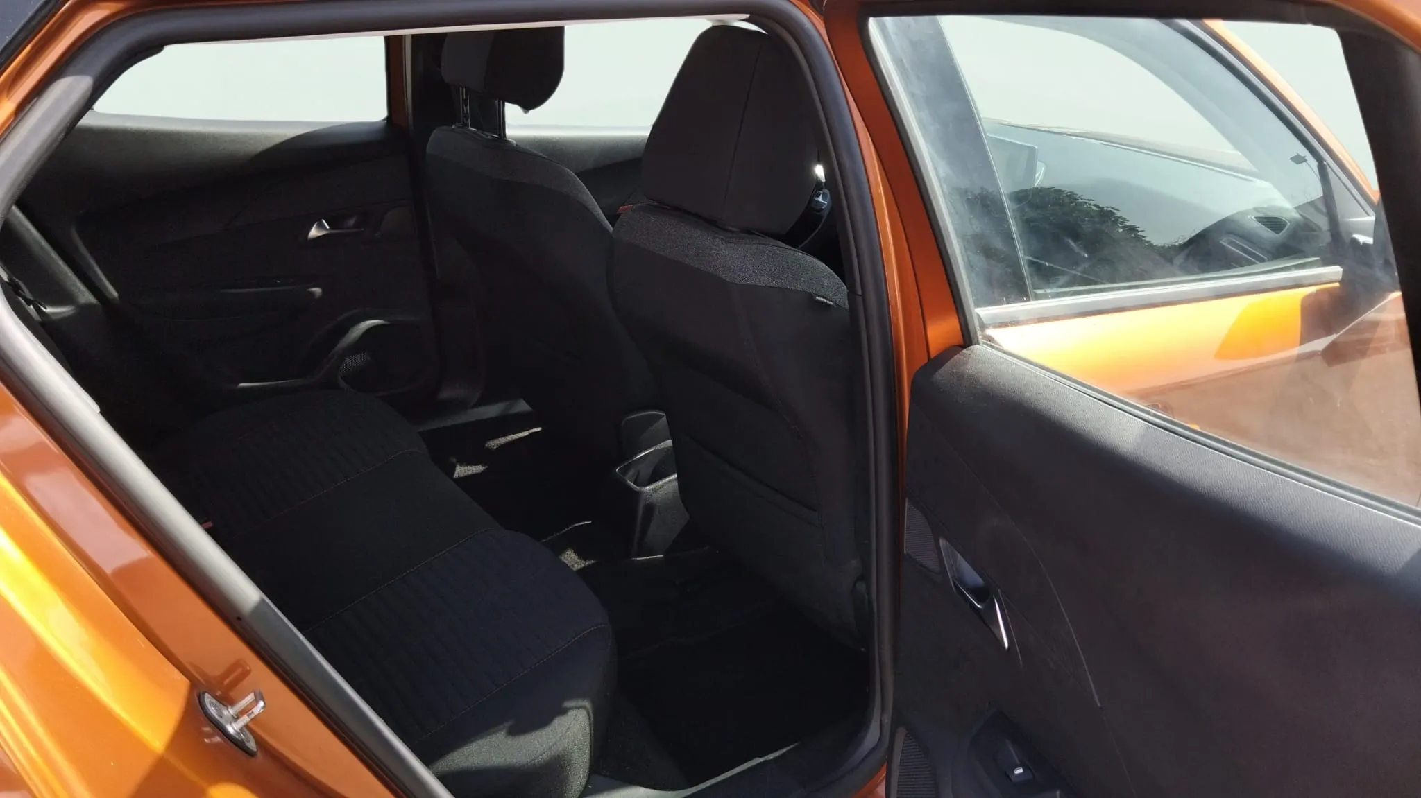 Peugeot 2008 Active BlueHDi - foto 6