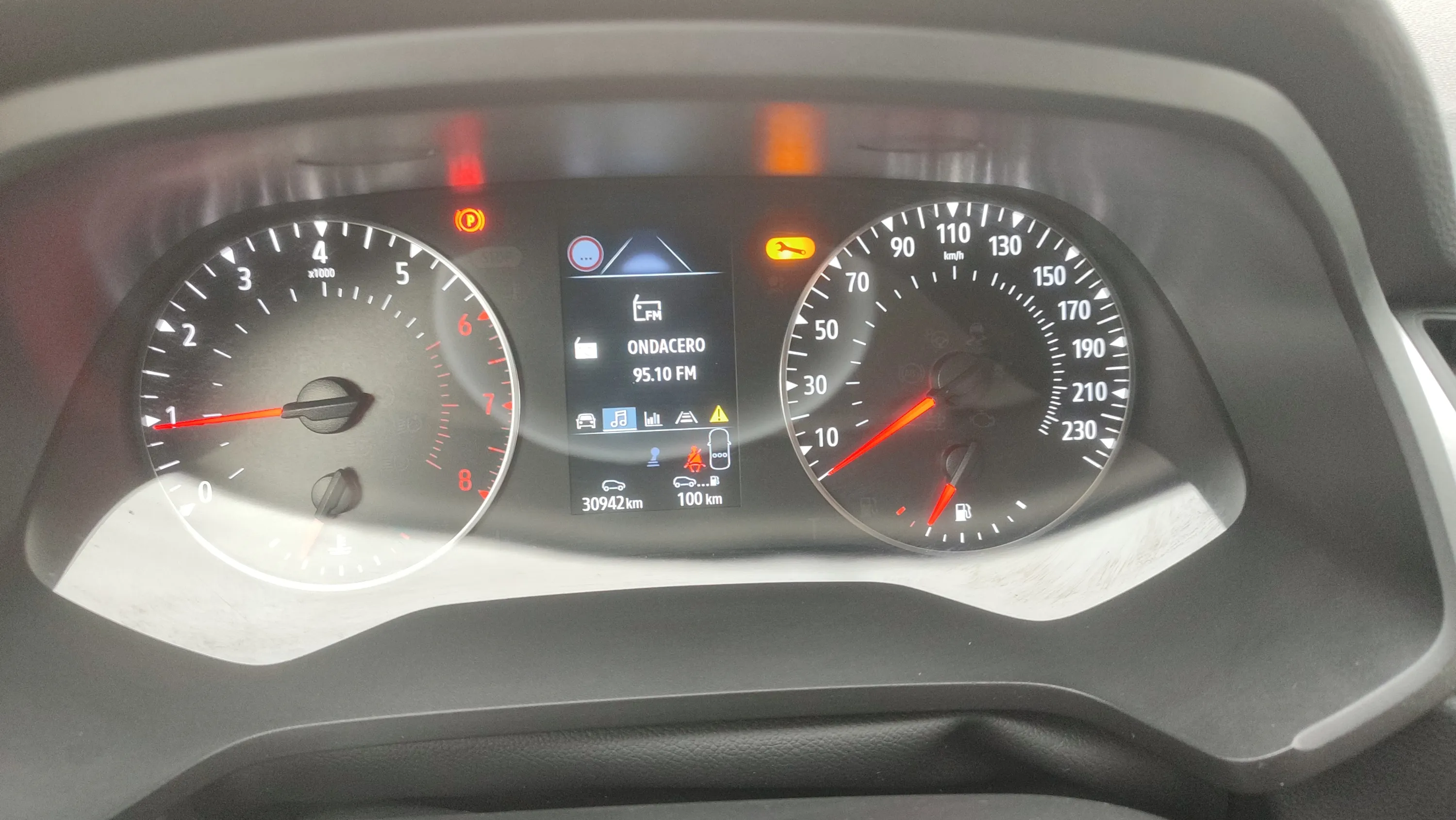 Renault Captur equilibre TCe - foto 9