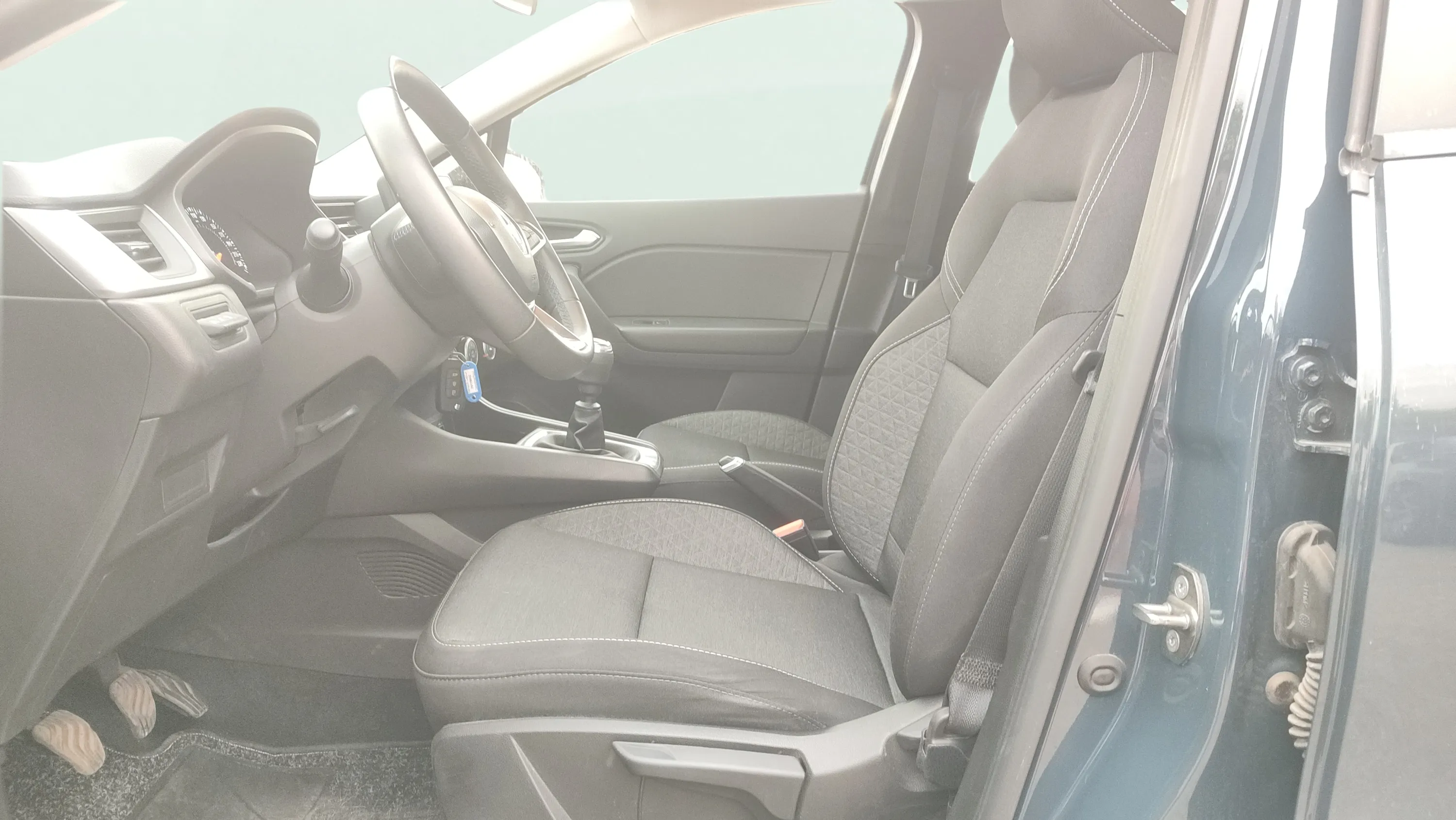 Renault Captur equilibre TCe - foto 11