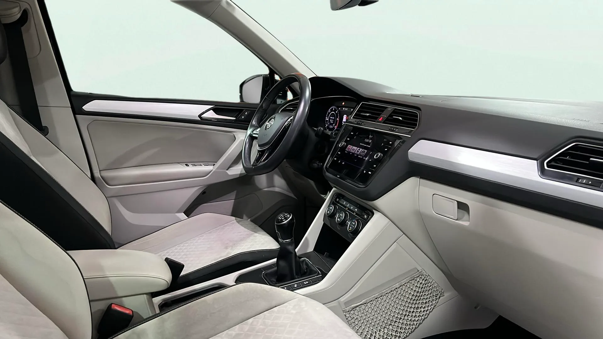 Volkswagen Tiguan Advance 2.0 TDI - foto 17
