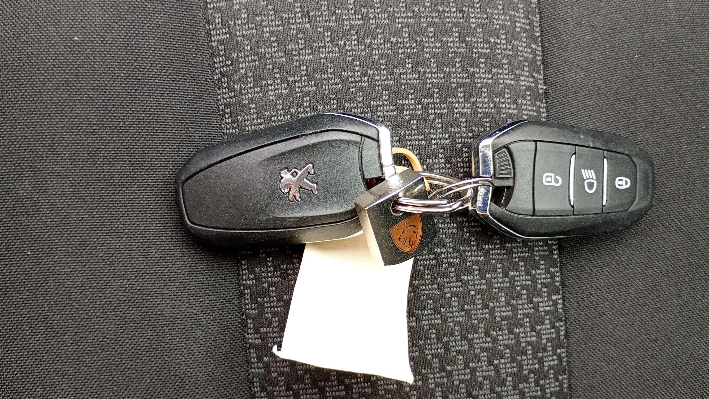 Peugeot 3008 1.5 BlueHDi Active Pack - foto 17