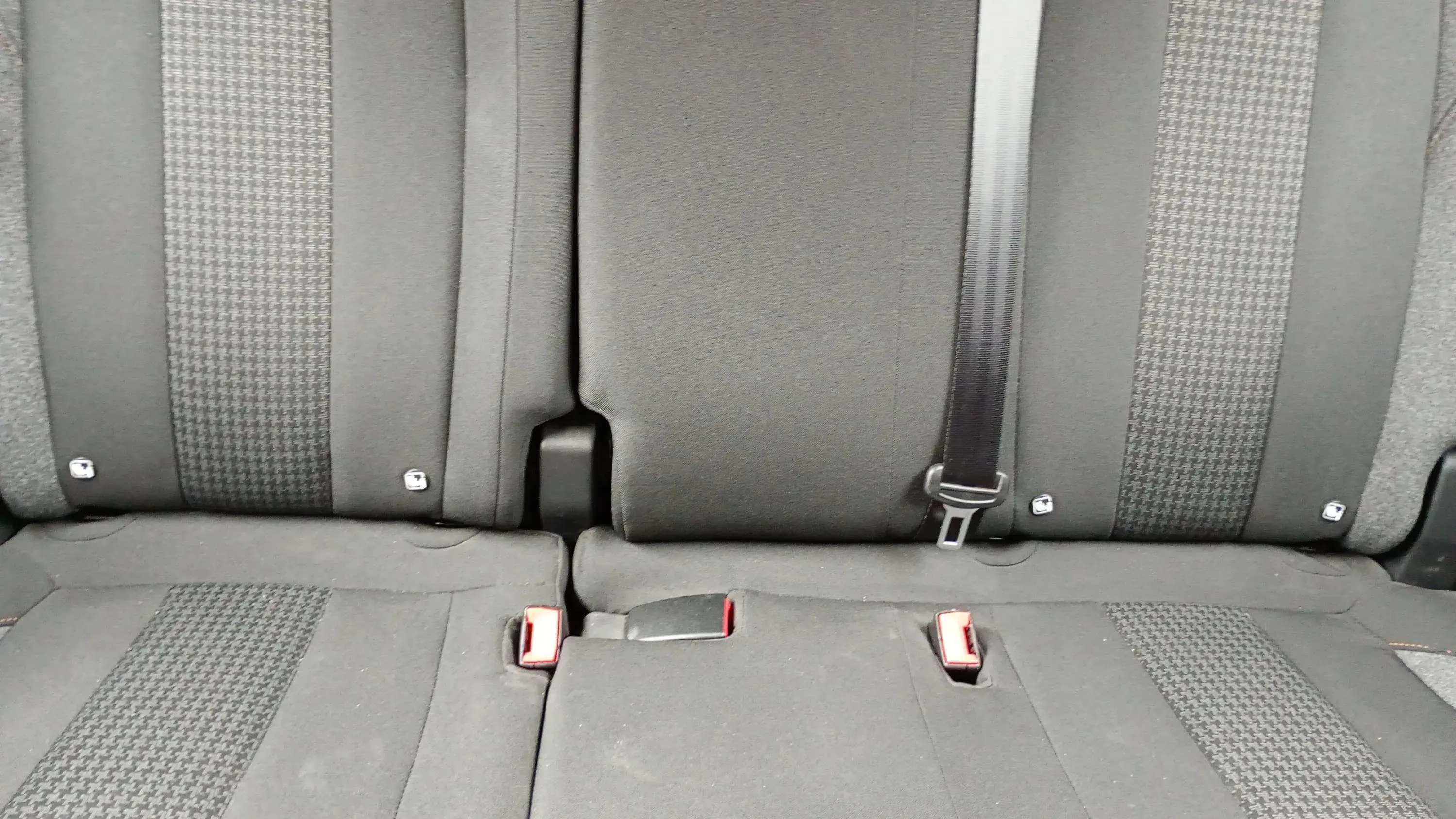 Peugeot 3008 1.5 BlueHDi Active Pack - foto 15