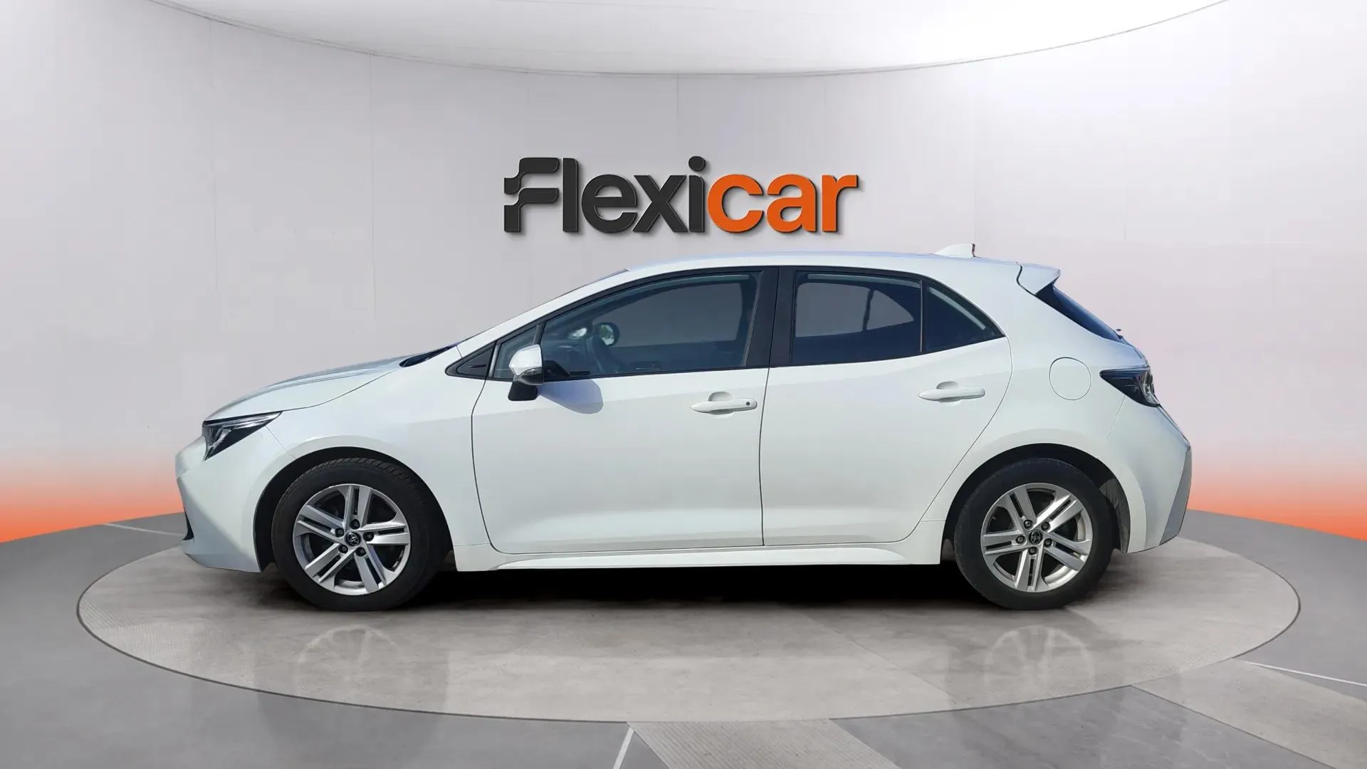 Toyota Corolla 1.8 125H Active Tech E-CVT - foto 5