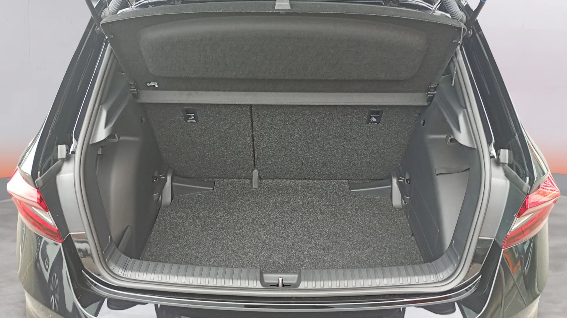 Škoda Fabia 1.0 TSI Monte Carlo - foto 9