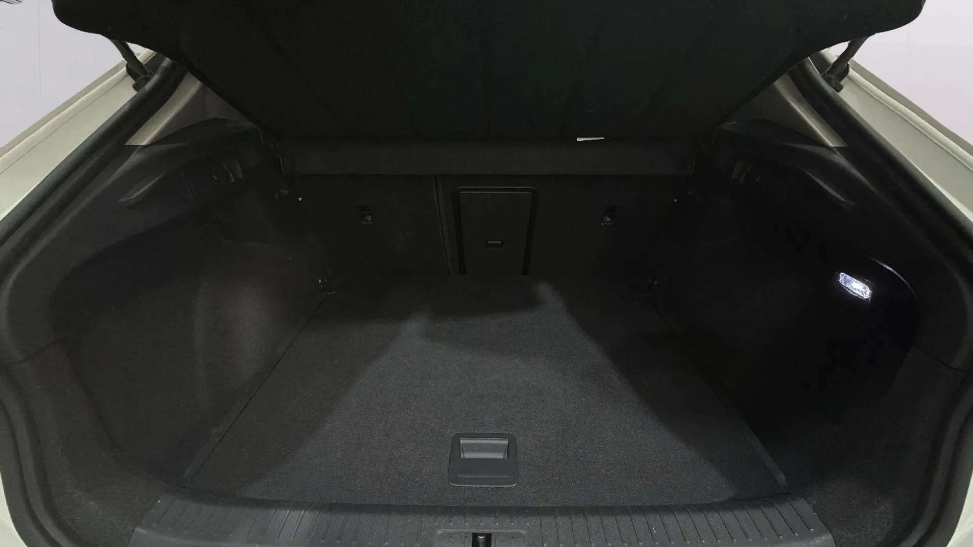 Cupra Formentor 1.5 TSI DSG - foto 16