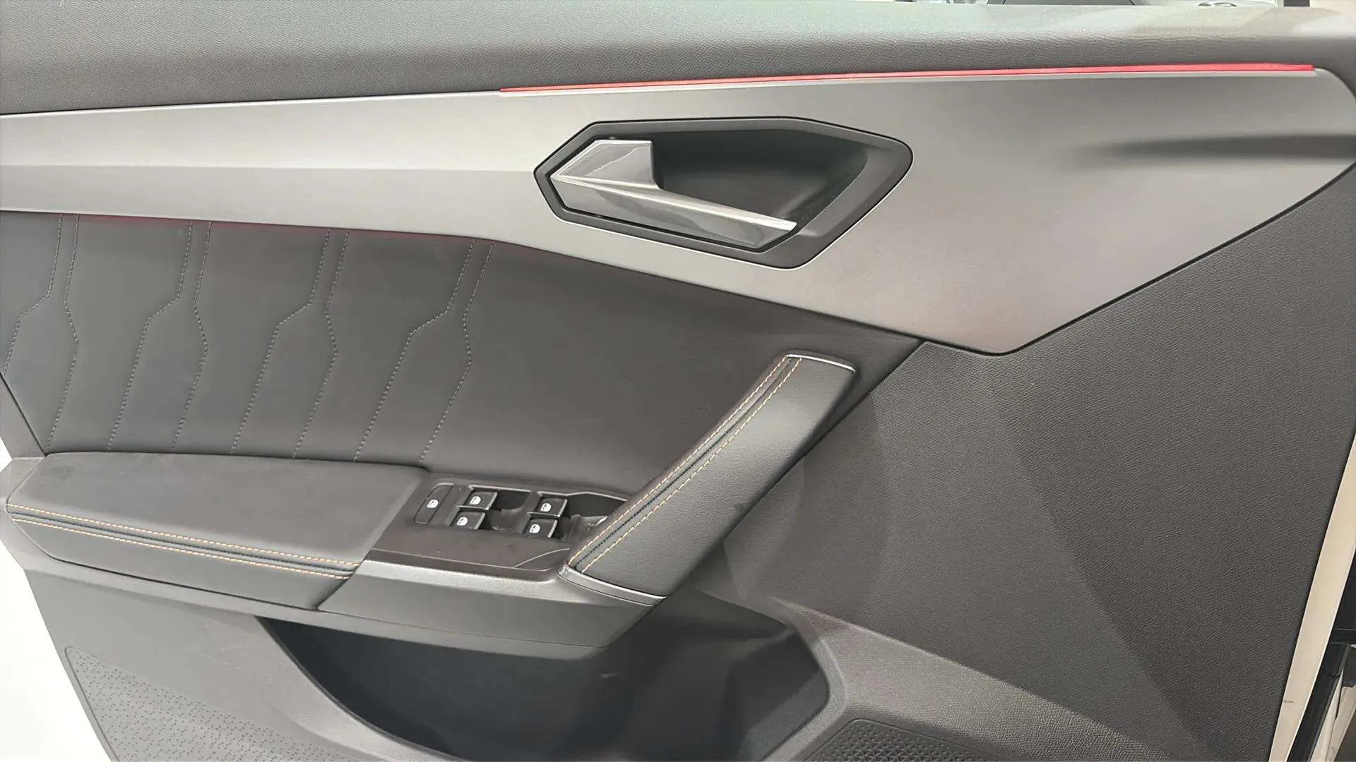 Cupra Formentor 1.5 TSI DSG - foto 19