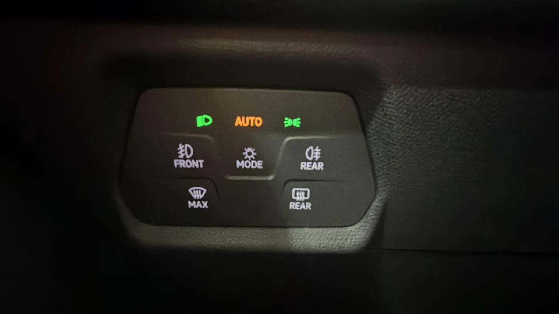 Cupra Formentor 1.5 TSI DSG - foto 29