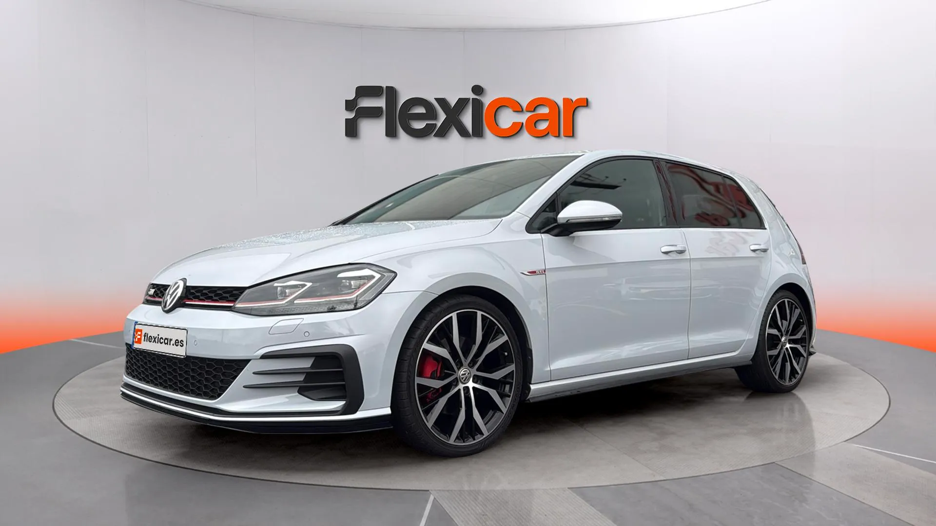 Volkswagen Golf GTI Performance 2.0 TSI DSG - foto 3