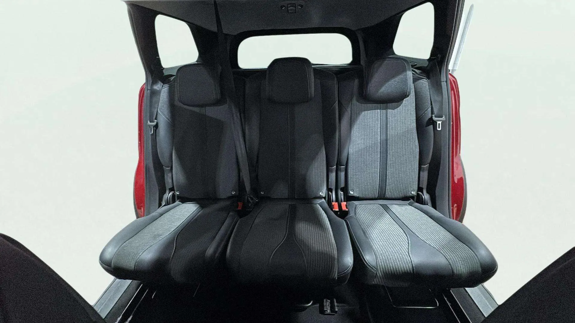 Peugeot 5008 1.5 BlueHDi Allure Pack - foto 13