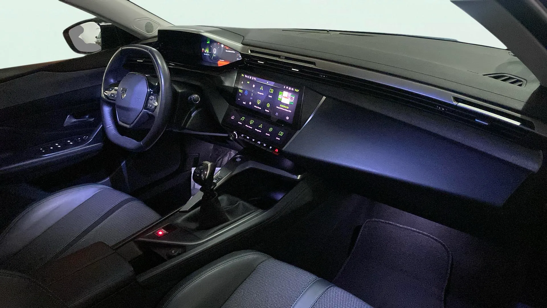 Peugeot 308 Allure Pack PureTech 130 - foto 11