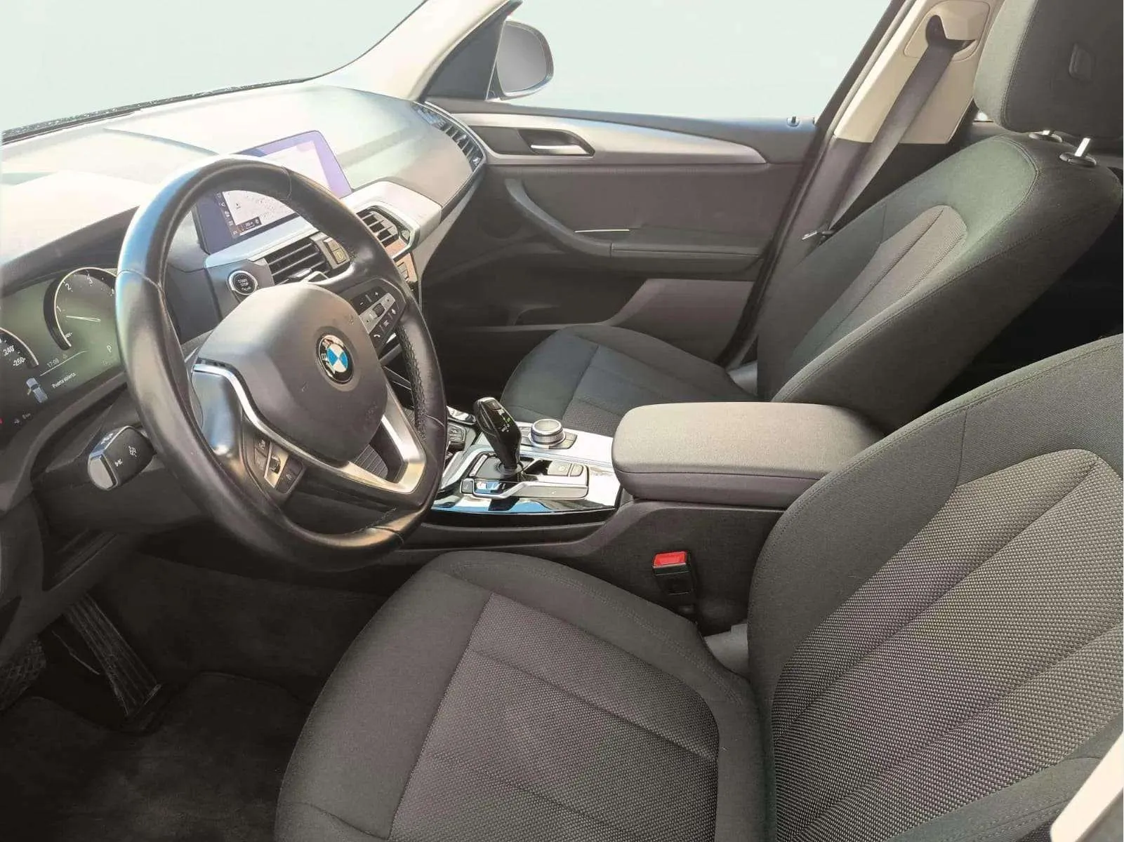 BMW X3 sDrive18d - foto 9