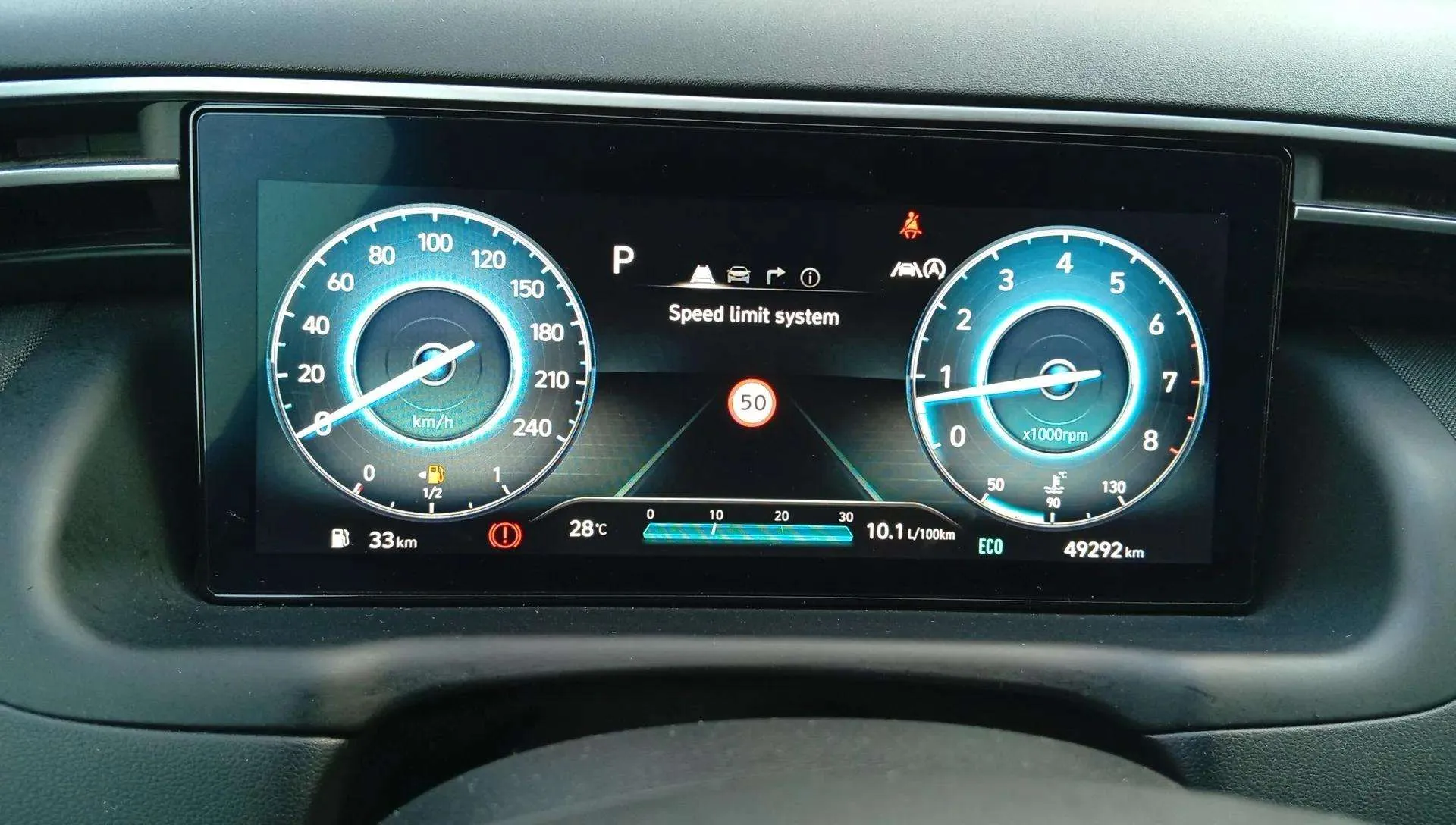 Hyundai Tucson 1.6 T-GDi 48V Tecno Sky DCT - foto 15