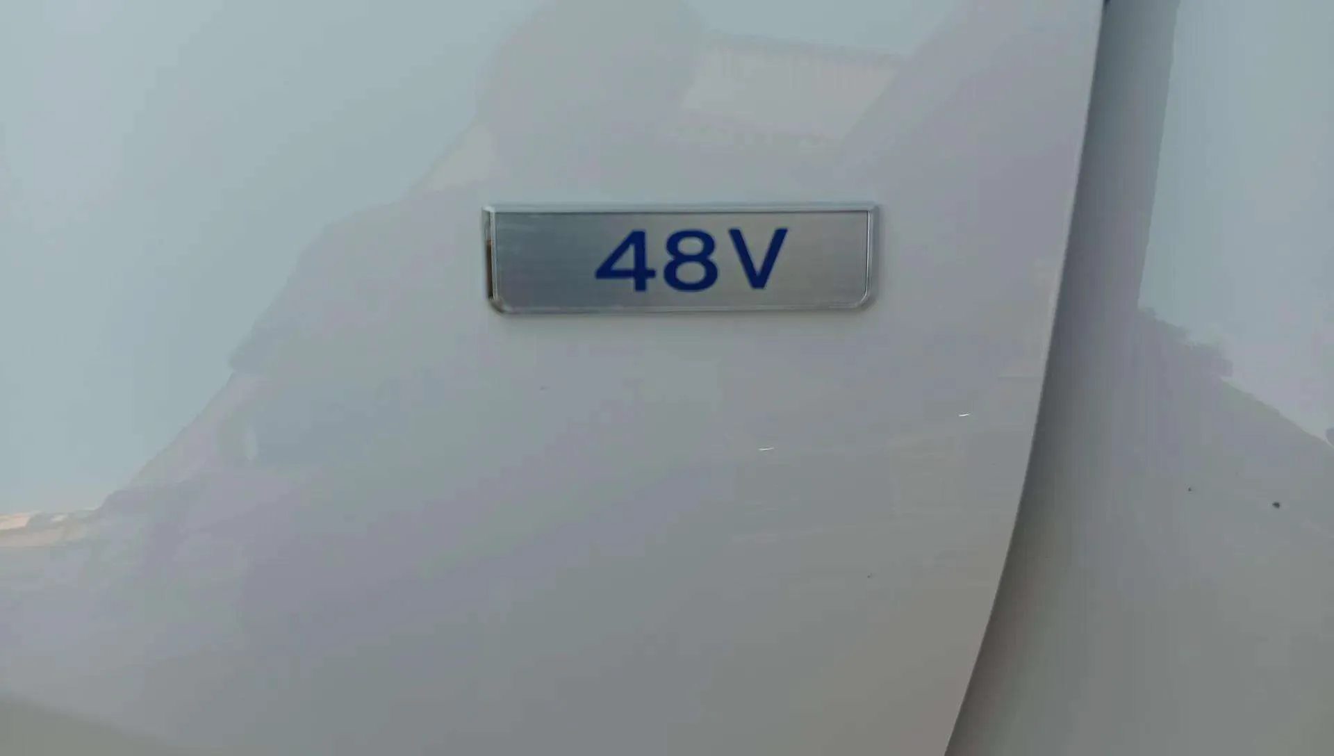 Hyundai Tucson 1.6 T-GDi 48V Tecno Sky DCT - foto 26