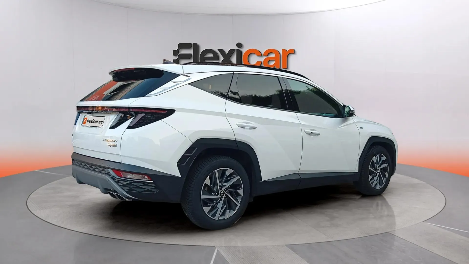 Hyundai Tucson 1.6 T-GDi 48V Tecno Sky DCT - foto 10